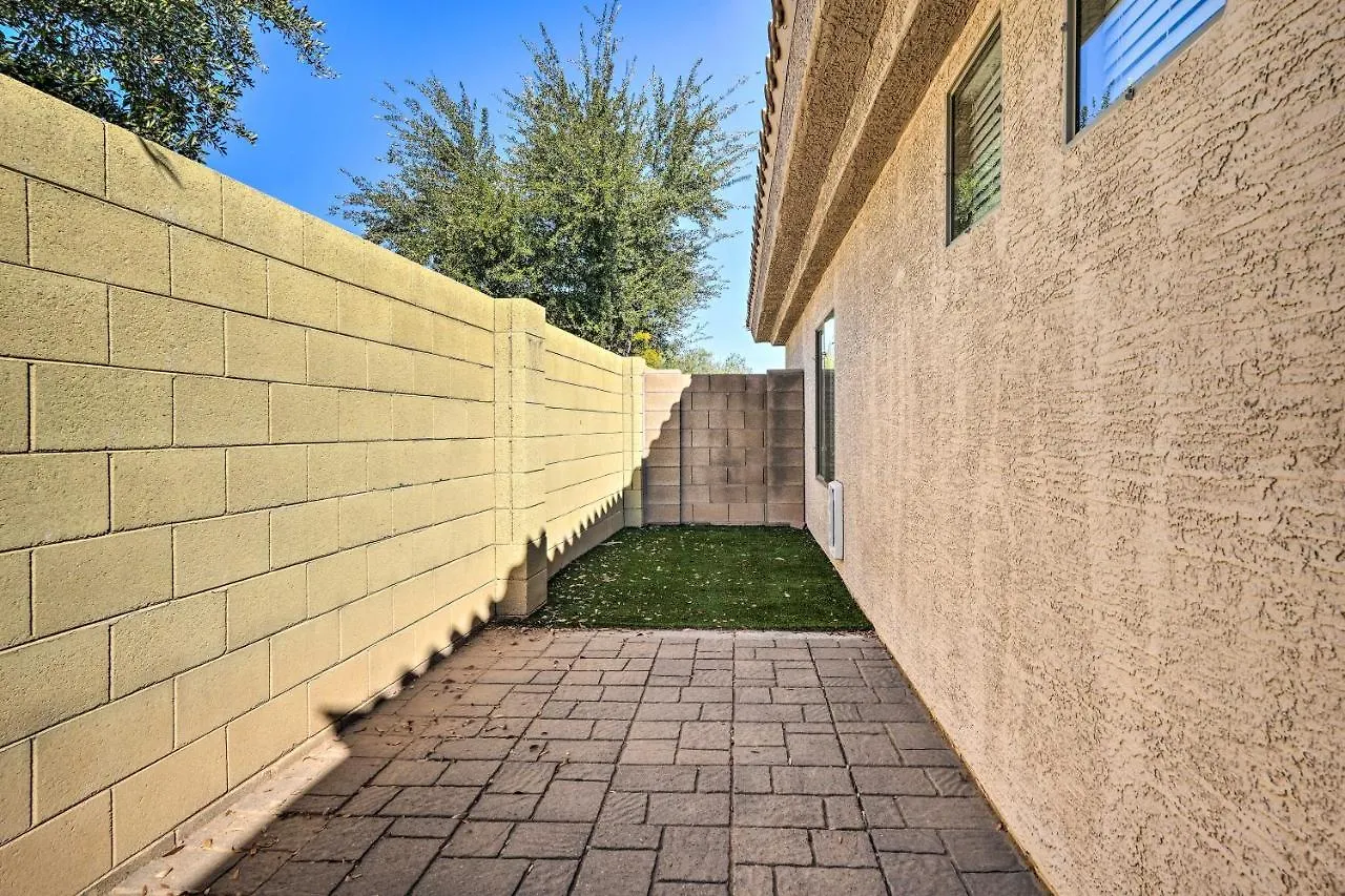 Goodyear Desert Oasis With Patio And Game Room! Nyaraló
